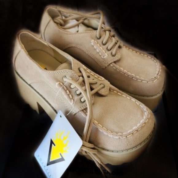 Volatile Shoes - VOLATILE Shag Tan Suede Platform Oxford Shoes
